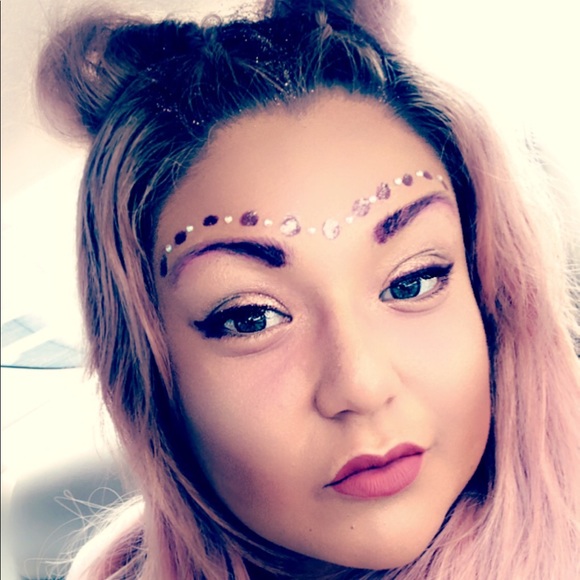 Meet your Posher, Amanda - Picture 1 of 1